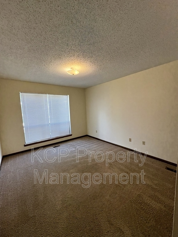 Building Photo - 4906 S U St