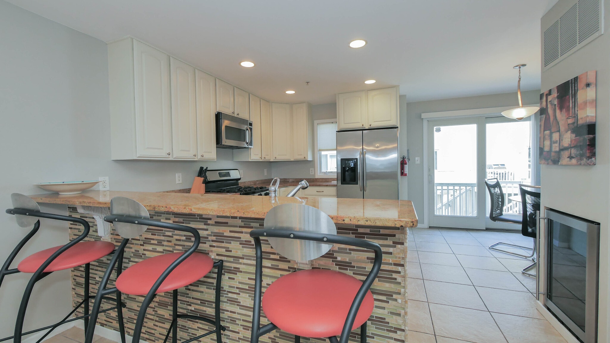 Building Photo - 137 S Berkley Sq