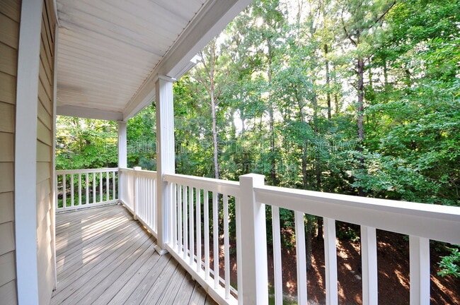 Building Photo - 1032 Whitshire Way