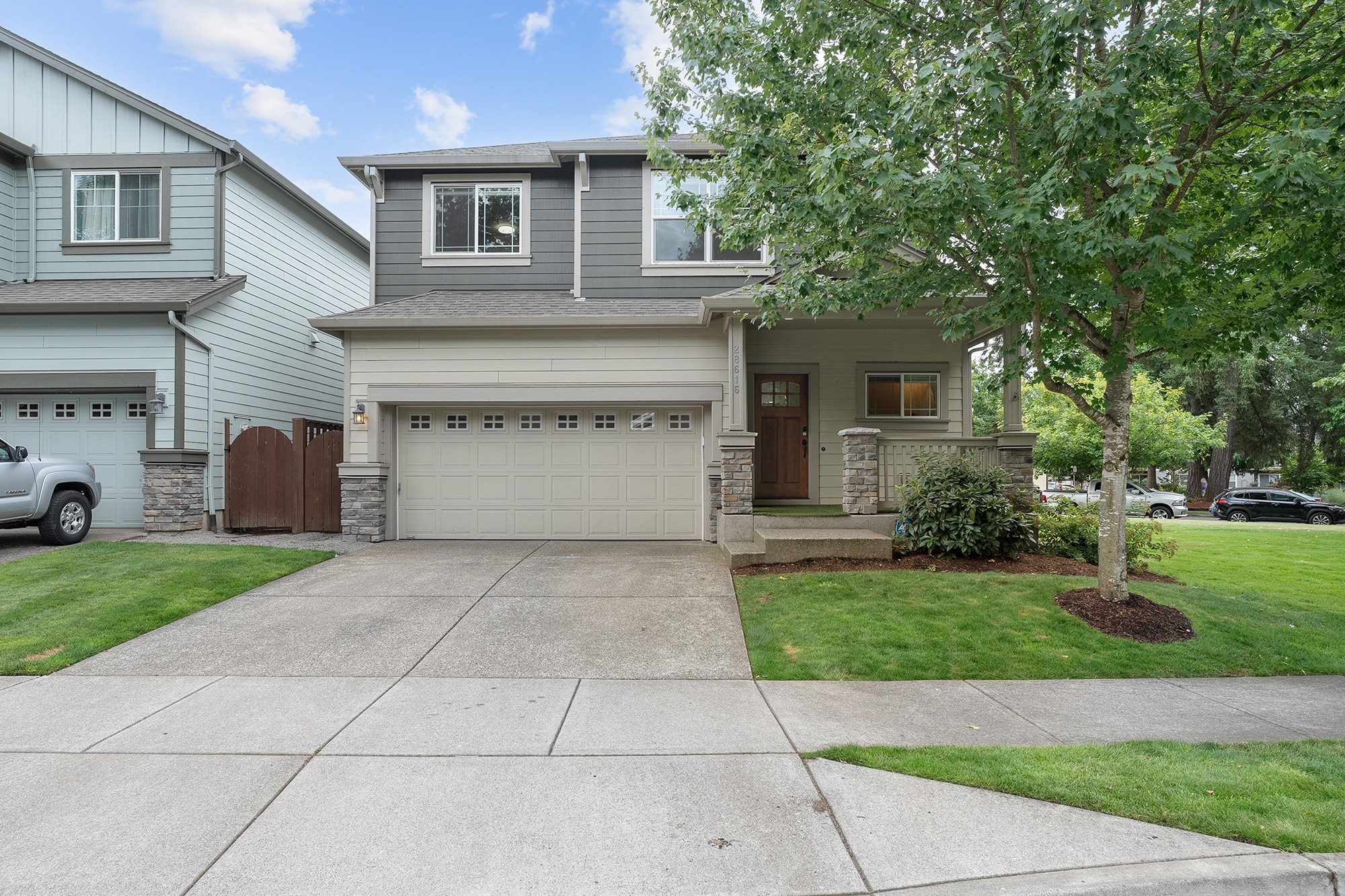Building Photo - 28616 Greenway Dr