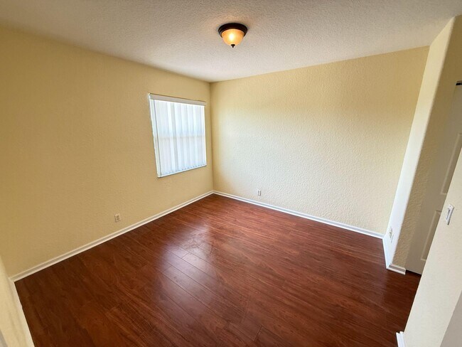 Building Photo - 5074 Massy Dr