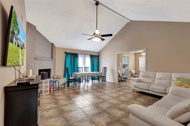 Building Photo - 11718 Scottsdale Dr