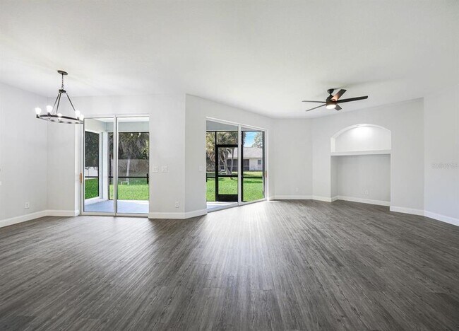 Building Photo - 1647 Squaw Ln