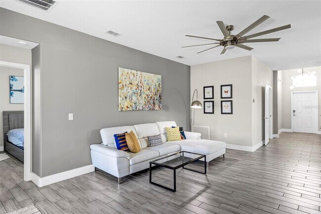 Building Photo - 2906 Carrickton Cir