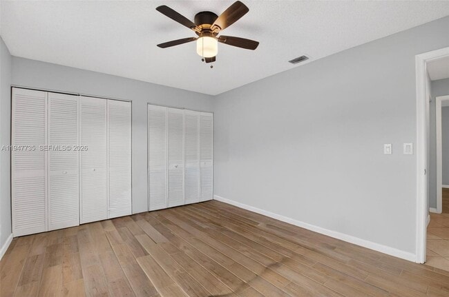 Building Photo - 6043 Sunberry Cir