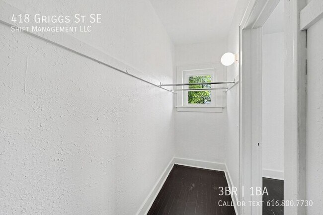 Building Photo - 418 Griggs St SE