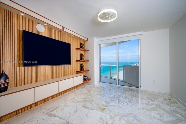 Building Photo - 6365 Collins Ave