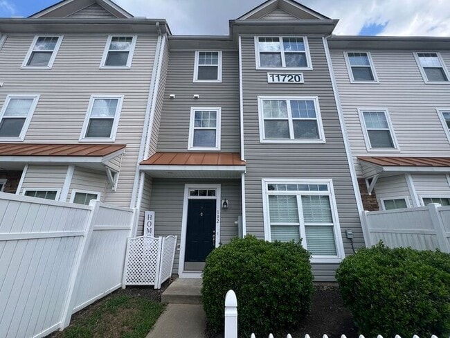 Primary Photo - 11720 Coppergate Dr