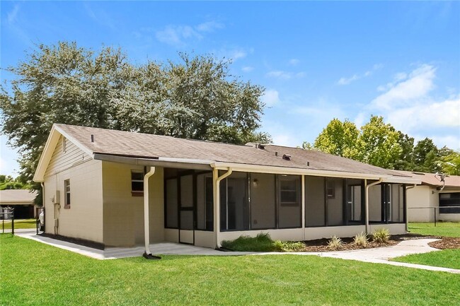Building Photo - 903 Ashwood Ct