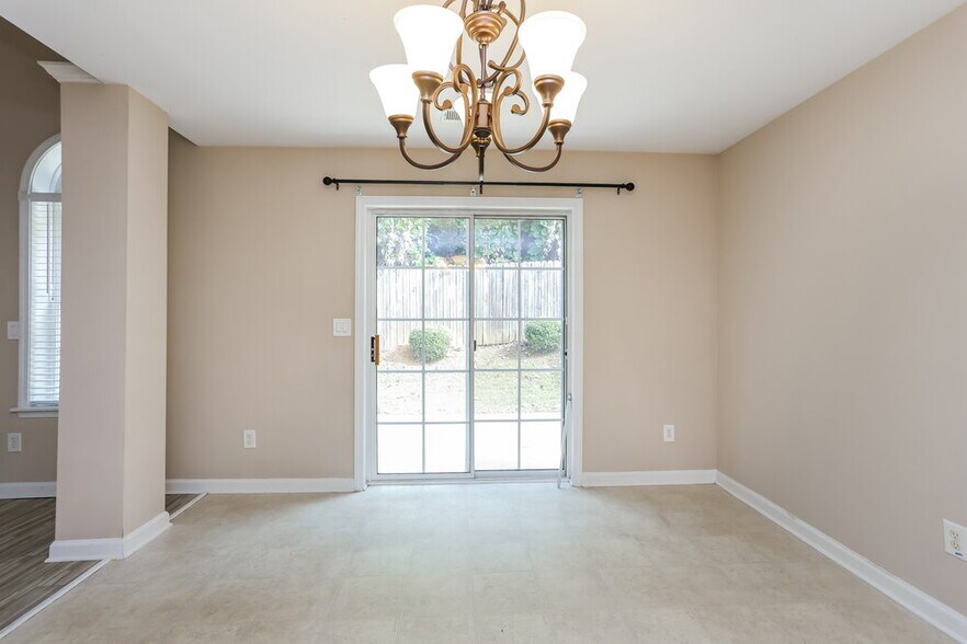 Building Photo - 47 Highland Falls Dr