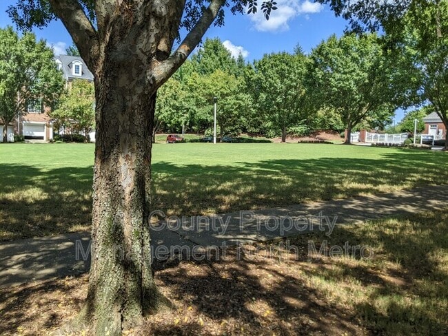 Building Photo - 1207 Waters Edge Trail