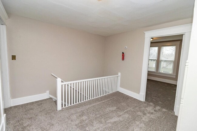 Building Photo - 1219 S Main St