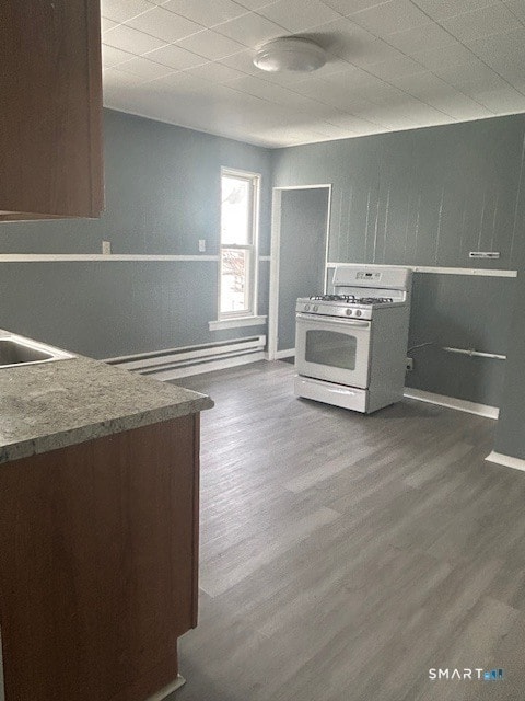 Building Photo - 20 Lounsbury Ave