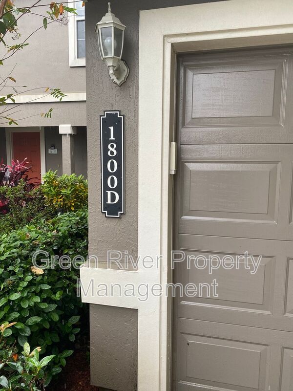 Building Photo - 1800 Green Springs Cir