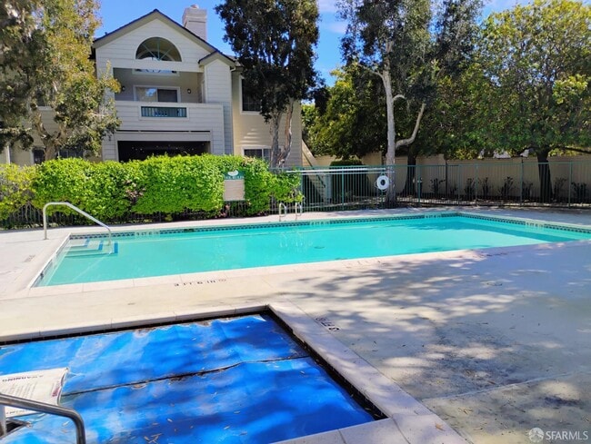 Building Photo - 2902 Hastings Shore Ln