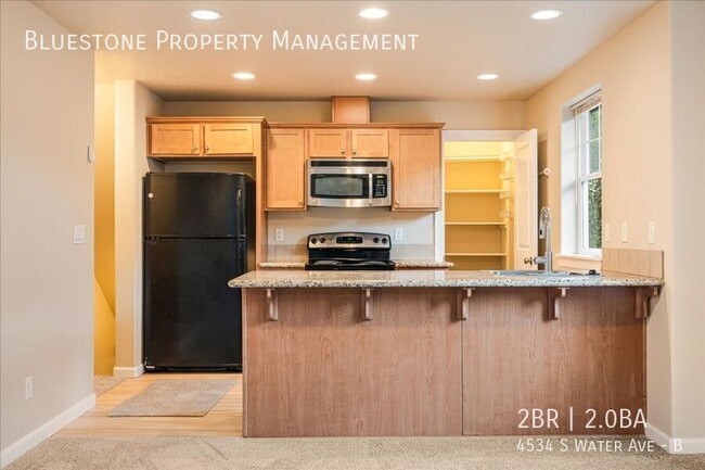 Building Photo - 4534 S Water Ave