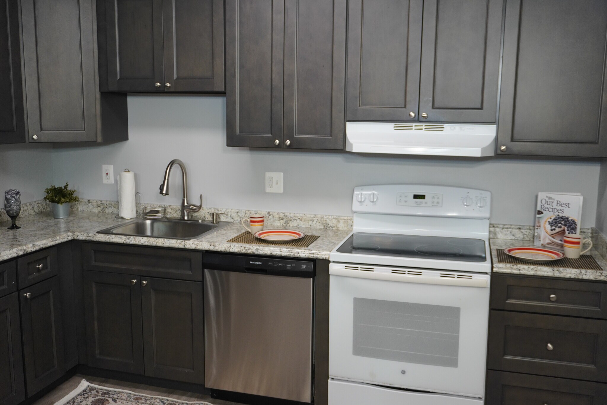 Building Photo - 25 Patricks Ct