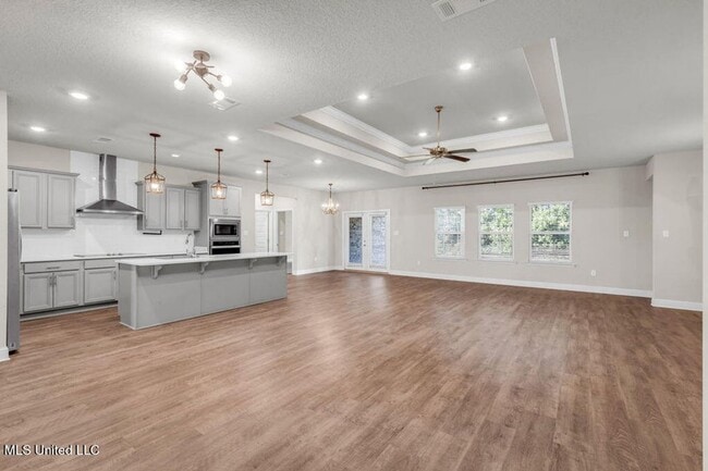 Building Photo - | 3,100+ Sq Ft • Gourmet Kitchen • Covered Patio • Ocean Springs Schools
