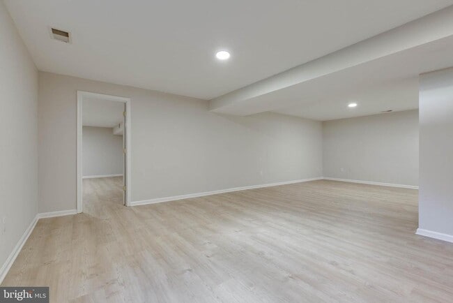 Building Photo - 1316 Pleasant Meadow Rd