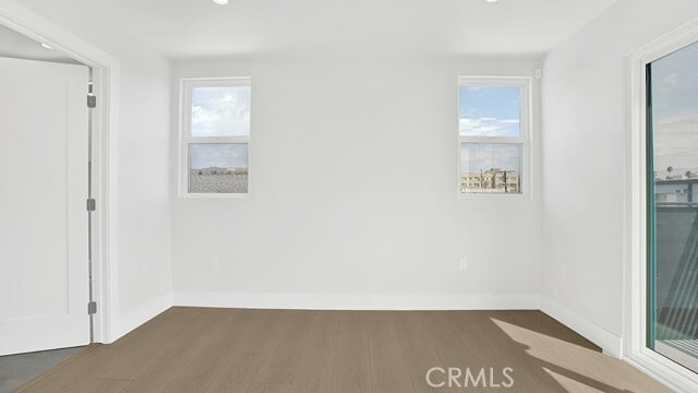 Building Photo - 1215 N Kingsley Dr