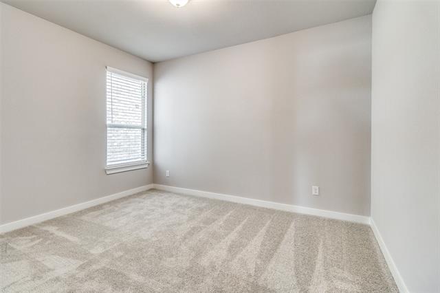 Building Photo - 3808 Clara Dr
