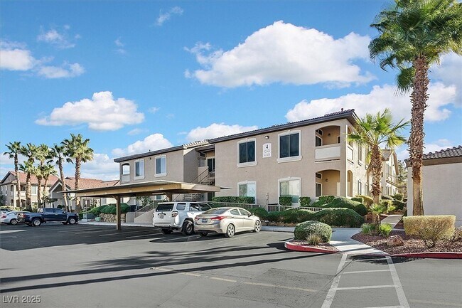 Primary Photo - 2305 W Horizon Ridge Pkwy