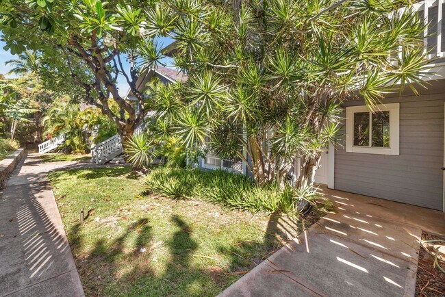 Building Photo - Fully Remodeled 2-Bedroom, 2-Bath Condo – Keonekai Villages #27-105