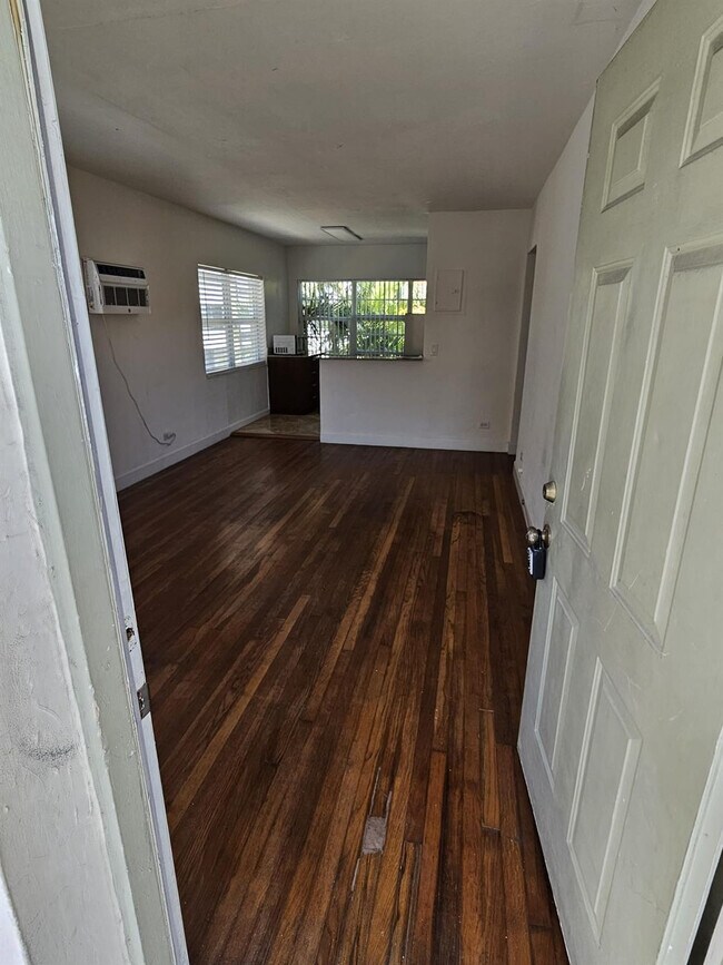 Building Photo - 7950 Abbott Ave