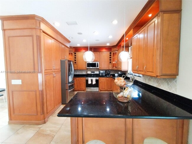 Building Photo - 18243 Blue Lake Way