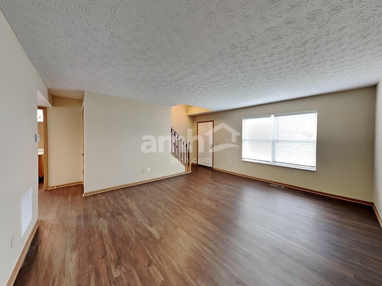 Building Photo - 4226 Sestos Dr