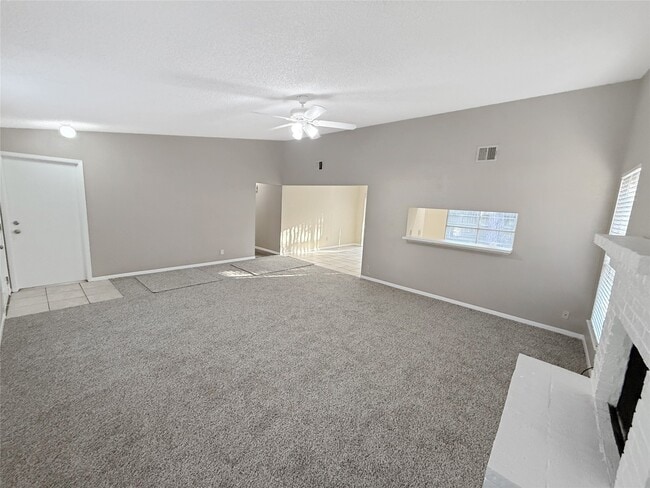 Building Photo - 14411 Cypress Leaf Dr