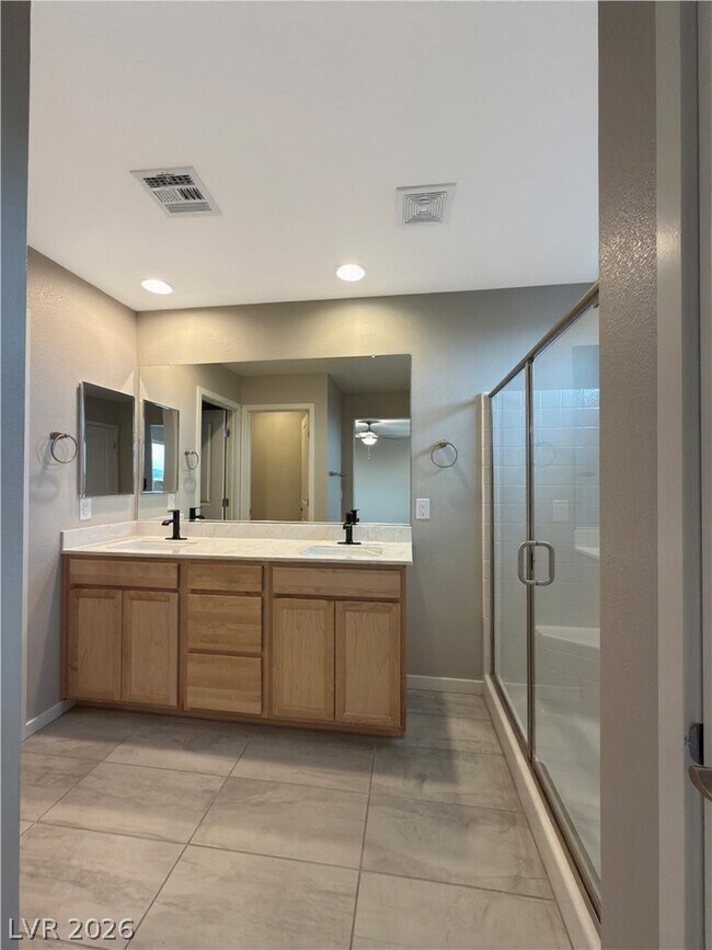 Building Photo - 6622 Palm Branch St