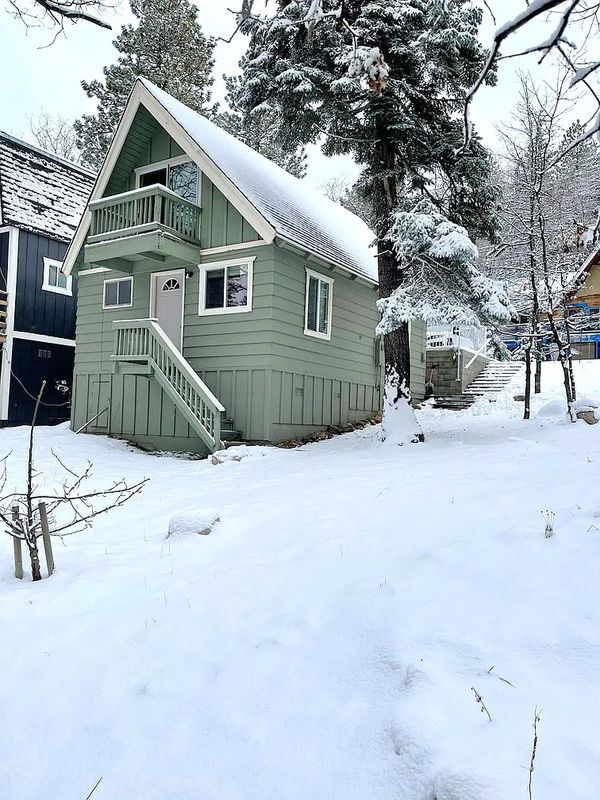 Building Photo - 2418 Fir Dr