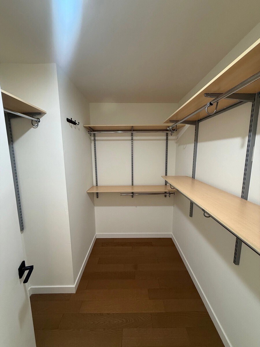 Building Photo - 850 2nd St