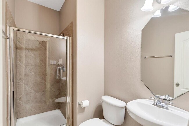 Building Photo - 13019 Chandler Chase Ct