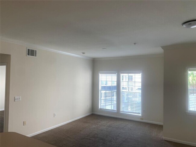 Building Photo - 573 Water St