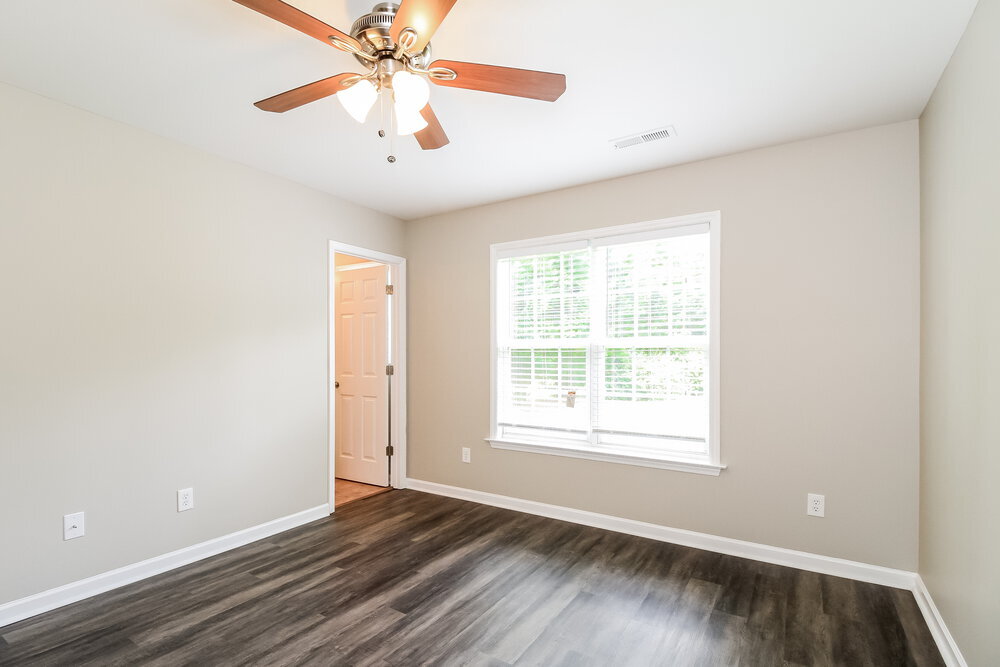 Building Photo - 3300 Trenchard Ln