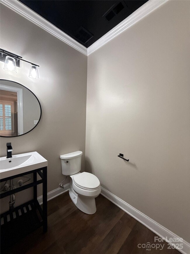 Building Photo - 1903 Lela Avenue