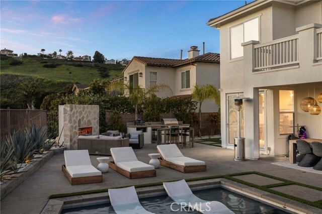 Building Photo - 1512 Camino Reservado