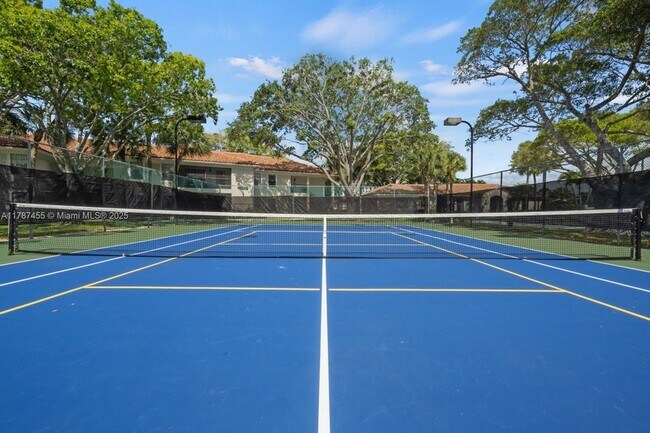 Building Photo - 6503 N Military Trl