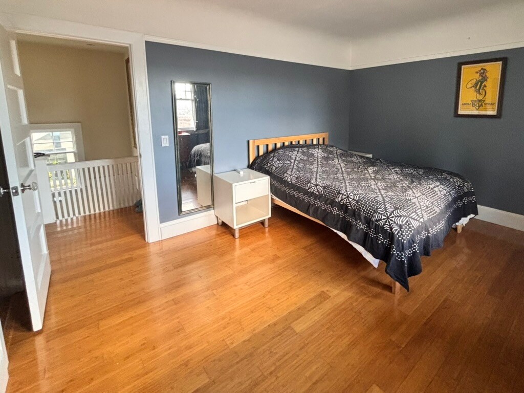 Building Photo - 238 Mather St