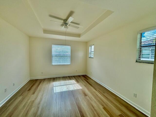 Building Photo - 5309 Santa Maria Ave