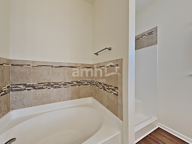 Building Photo - 747 Pantera Dr