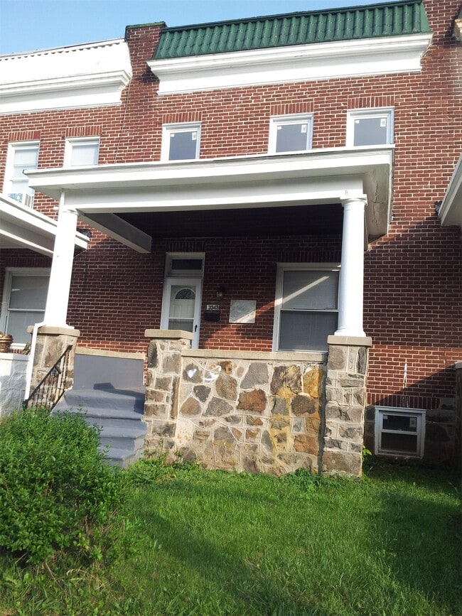 Building Photo - 3343 Avondale Ave