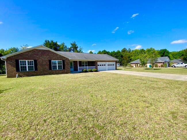 Building Photo - 2560 Nicholson Dr