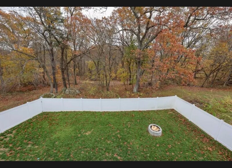 Building Photo - 35 Honora Ave