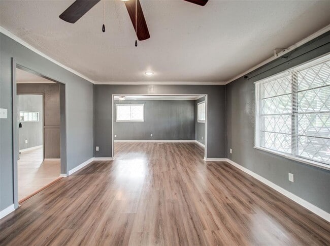 Building Photo - 3630 Corksie St