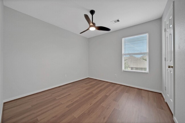 Building Photo - 3022 Madison Elm St
