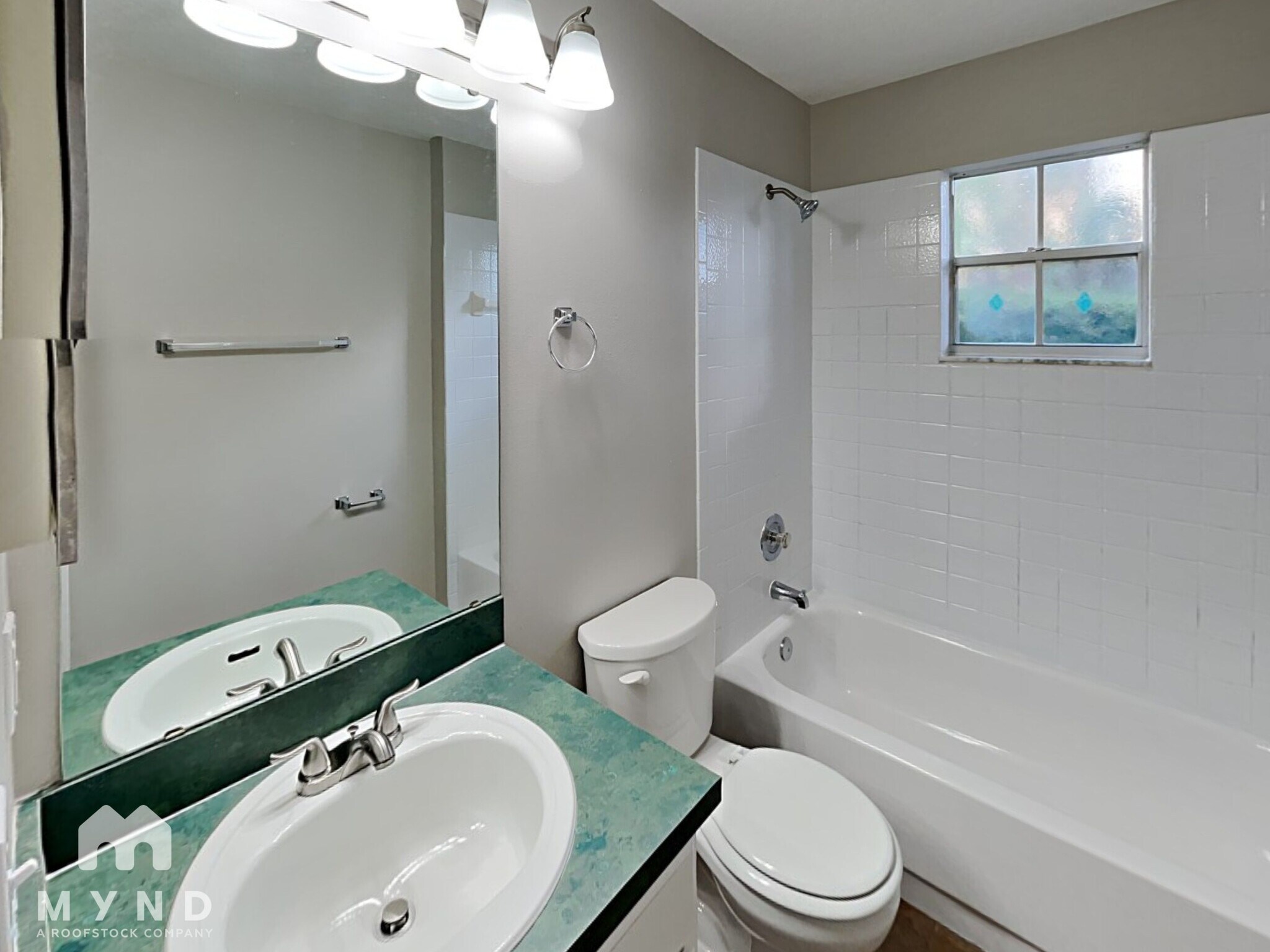 Building Photo - 1778 Chatham Cir