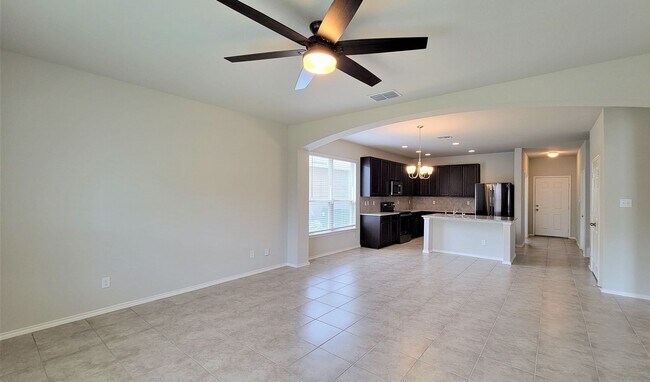 Building Photo - Beautiful two story home in Highland Farms!